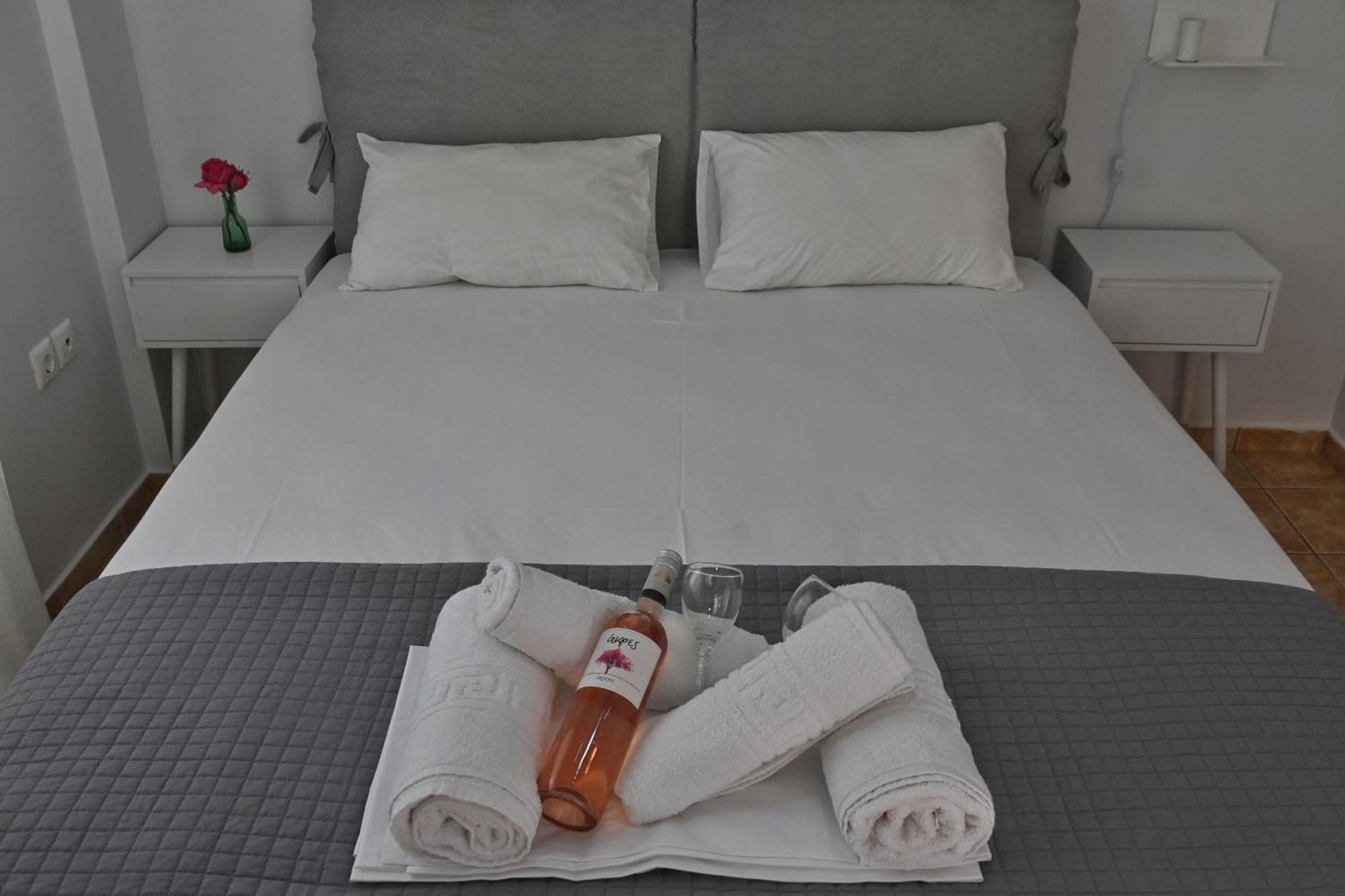 Lagouvardos Apartments Marathópolis Zewnętrze zdjęcie